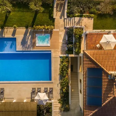 Terrarossa - Luxury Istrian Near Porec * Kaštelir