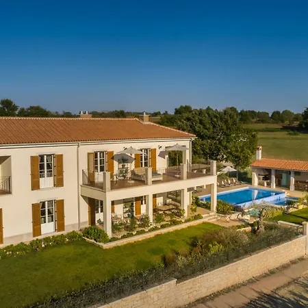 Terrarossa - Luxury Istrian Near Porec *